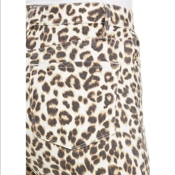 𝅺Frame Ali high rise cigarette leopard print jeans